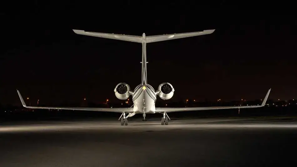 Gulfstream IV-SP N137WS operated by Prime Jet, LLC photo 5