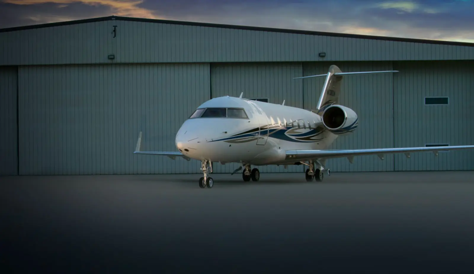 Bombardier Challenger 605 N138DM operated by Image Air Charter photo 4