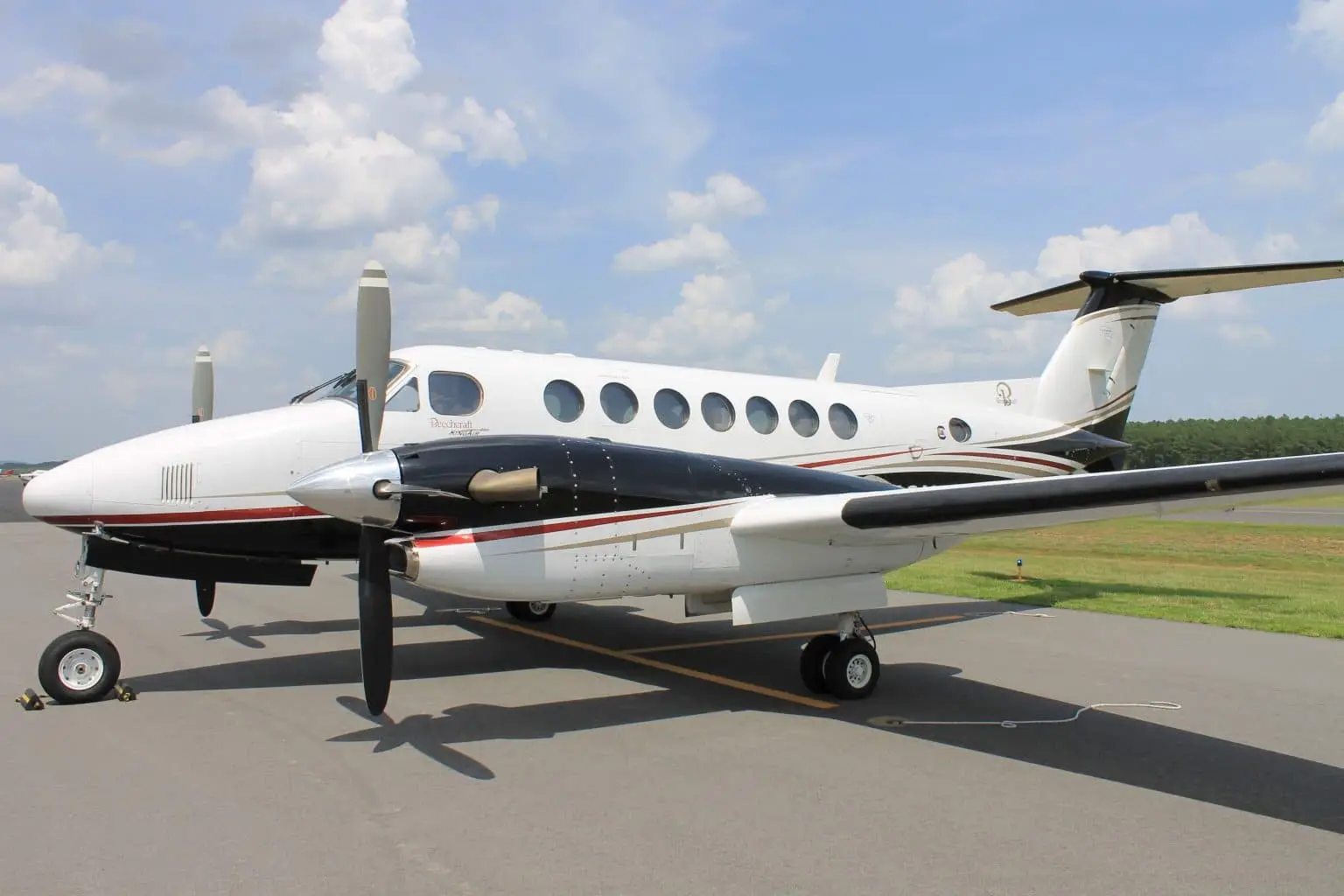 Beechcraft King Air 300 N140WT operated by BellAir Aviation, exterior