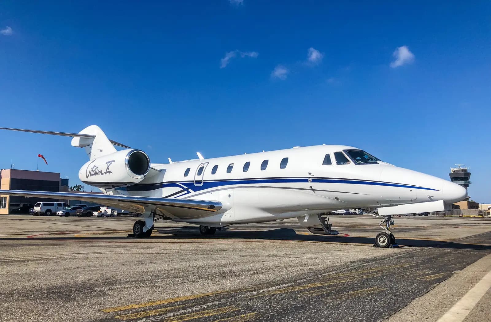 Cessna Citation X N144PA operated by Paragon Airways, KSNA photo 4
