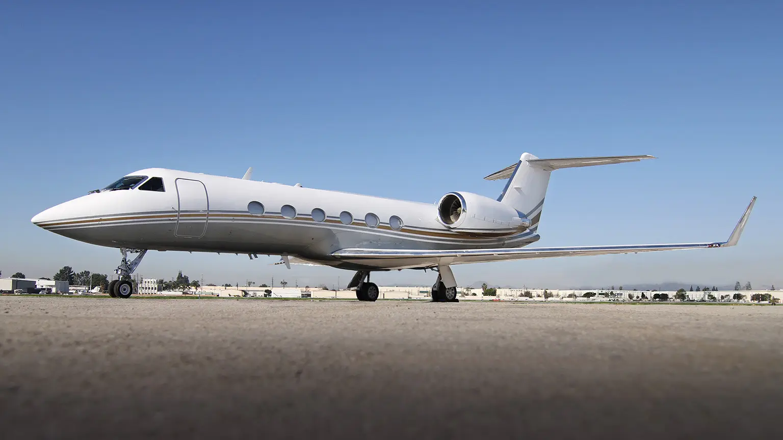 Gulfstream IV N144PK operated by Prime Jet, LLC, exterior