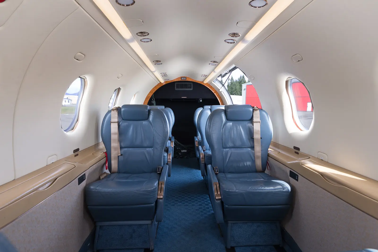 Pilatus PC-12/45 N14RD operated by Seattle Aircraft Charter photo 5