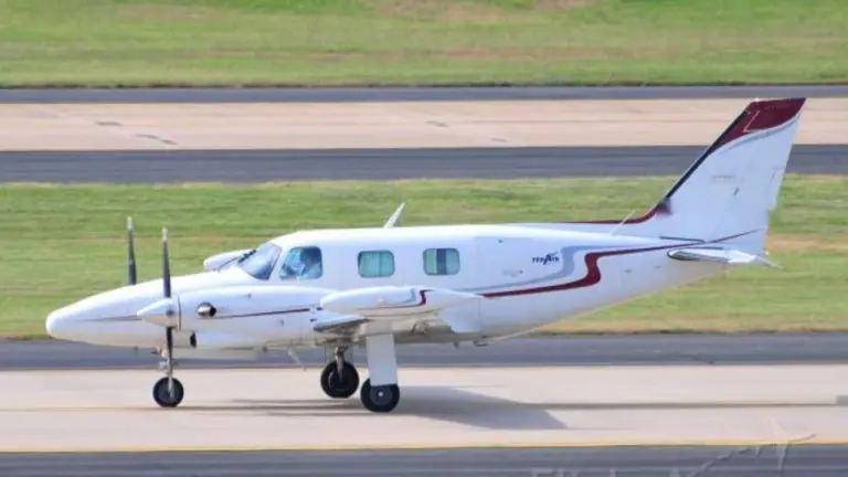 Piper PA-31T Cheyenne N154CA operated by FedAir, LLC photo 2