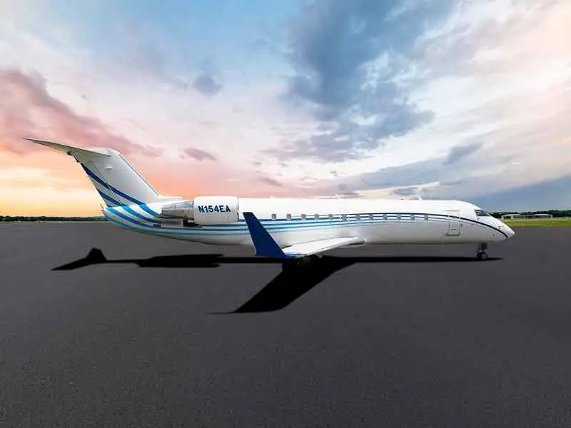 Bombardier CRJ-200 N154EA operated by Contour Aviation, exterior
