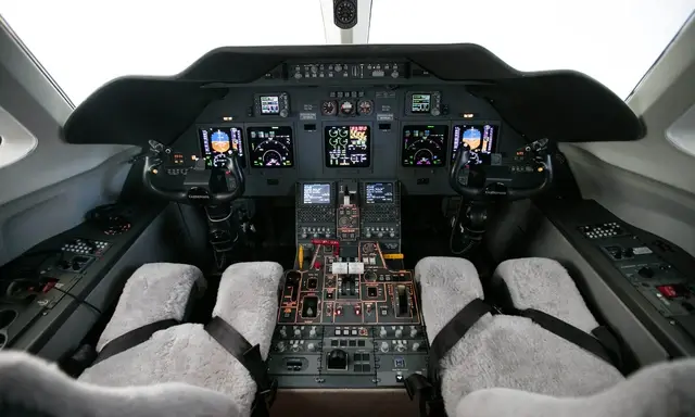 Gulfstream G200 N159JH operated by Elevage Flight Travel, LLC photo 6