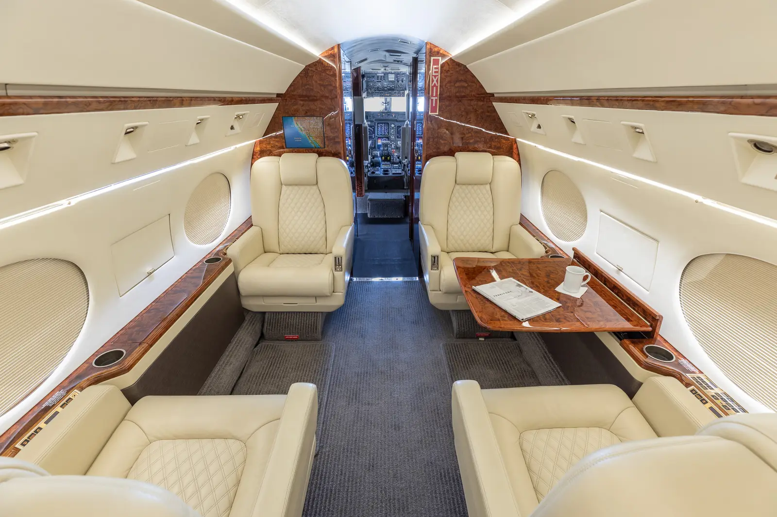 Gulfstream IV-SP N15Y operated by STAJets photo 6