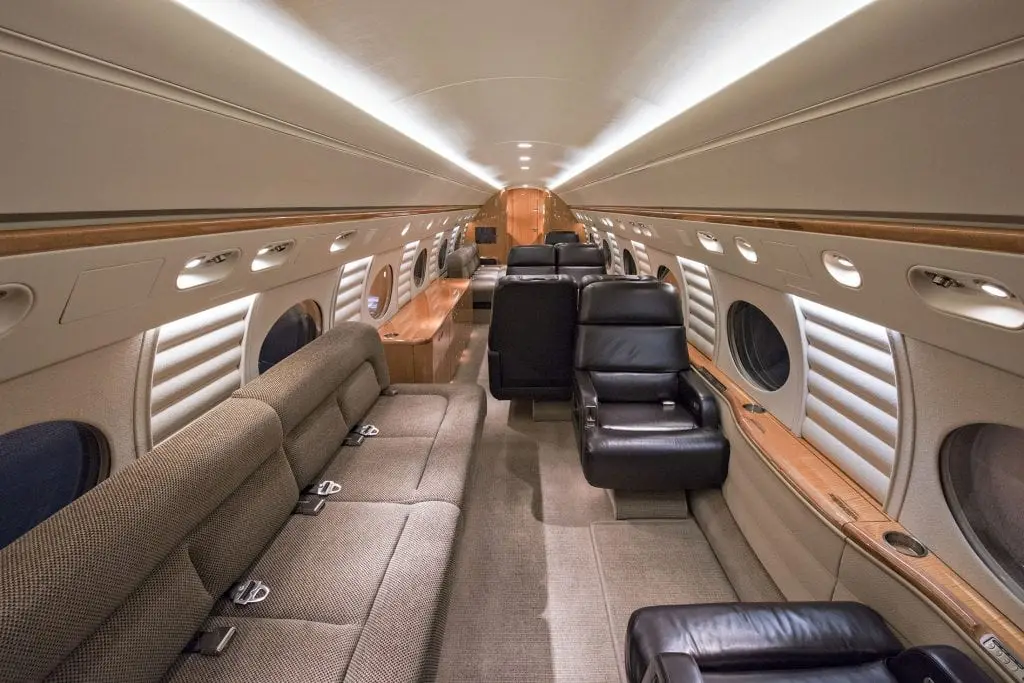 Gulfstream IV-SP N1624K operated by Lyon Aviation, Inc. photo 2