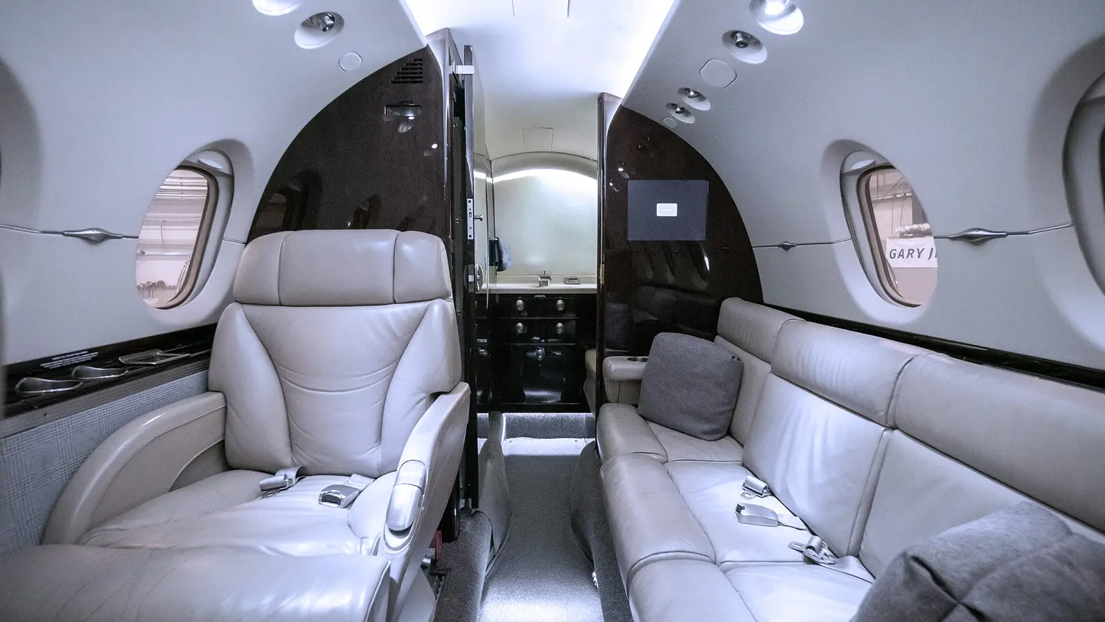 Beechcraft Hawker 900XP N163DK operated by Gary Jet Center photo 5