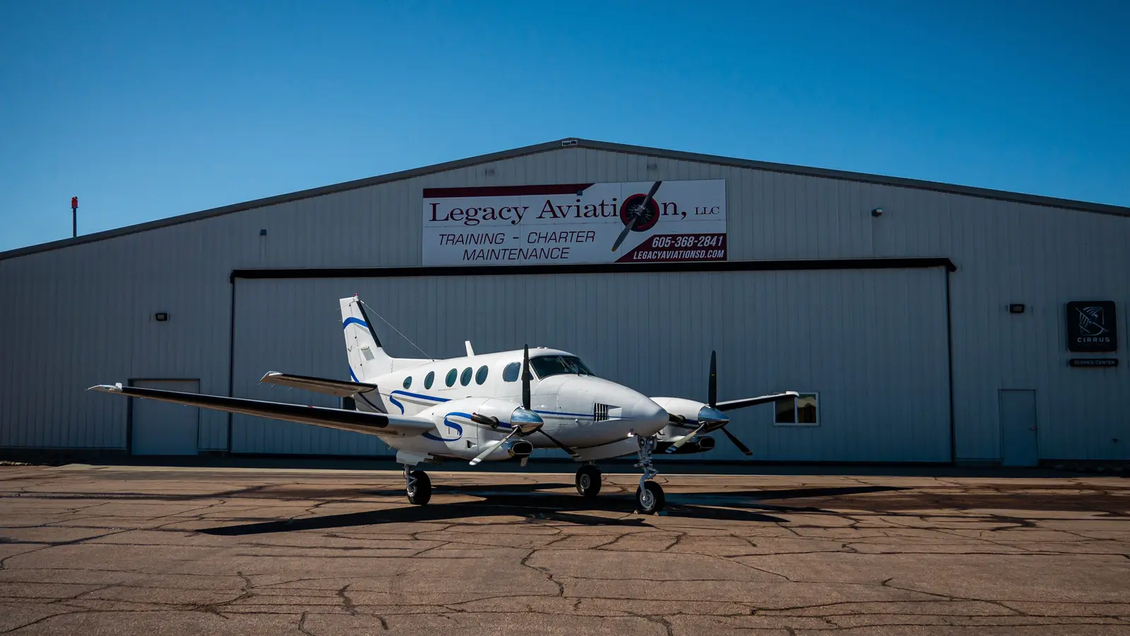 Beechcraft King Air C90A N169DR operated by Legacy Aviation, LLC photo 2