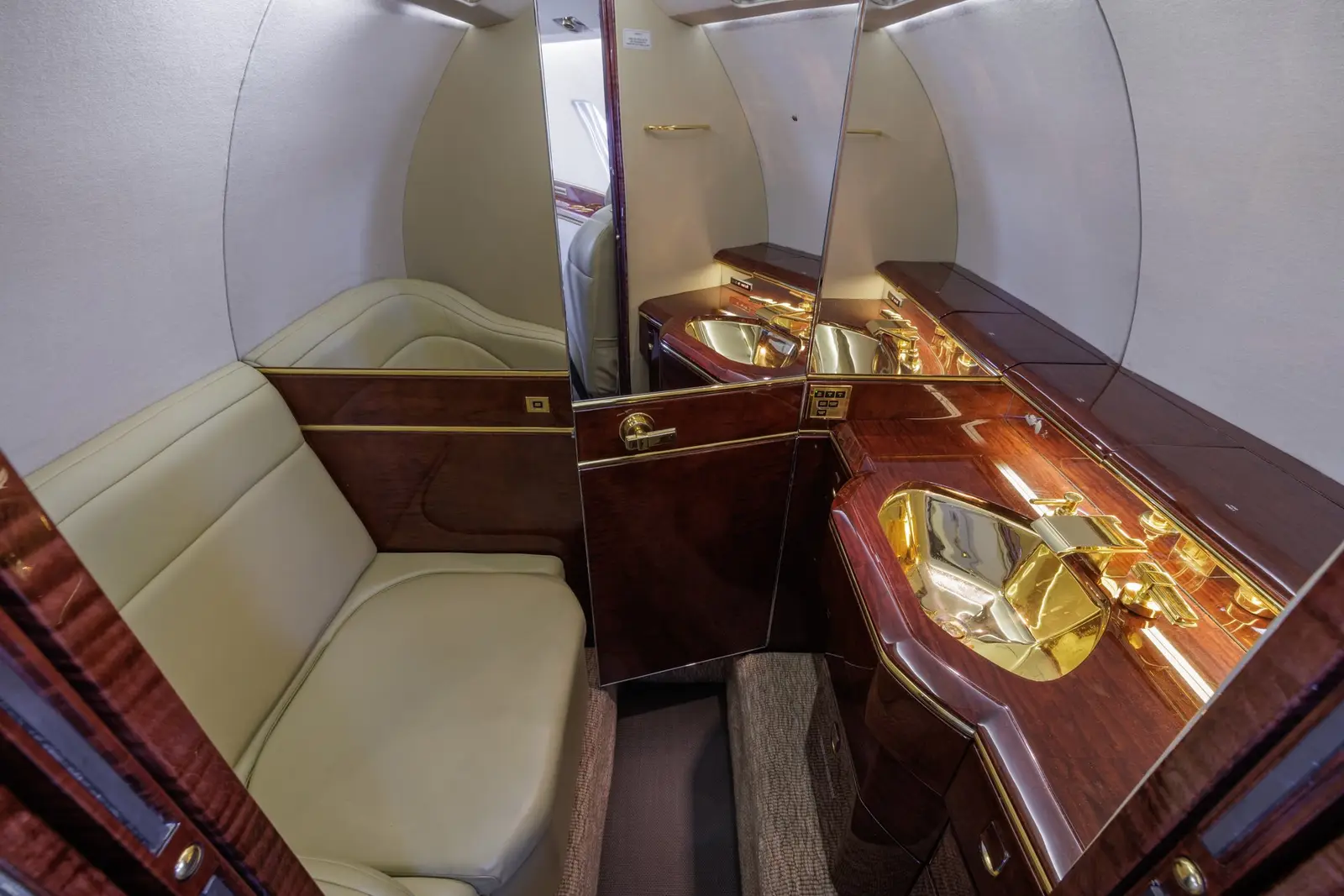 Cessna Citation X N16PR operated by Charter Airlines, LLC photo 6