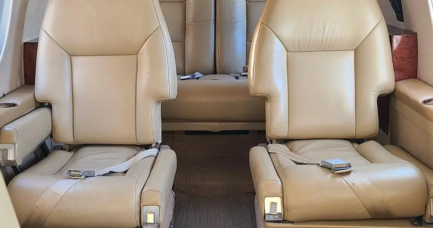 Dassault Falcon 10 N174B operated by Club Jet Charter, LLC photo 2