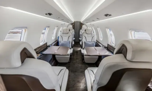 Pilatus PC-24 N176MC operated by Solairus Aviation photo 2
