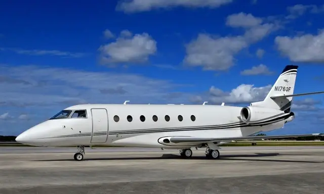 Gulfstream G200 N176QF operated by Jet Access Aviation, exterior