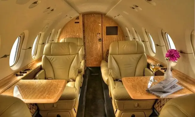 Beechcraft Hawker 900XP N1776C operated by Executive Aviation Corporation photo 2