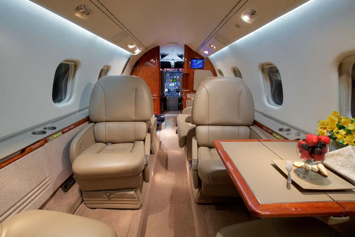 Bombardier Learjet 60 N178MM operated by Hop-A-Jet WorldWide Jet Charter photo 2