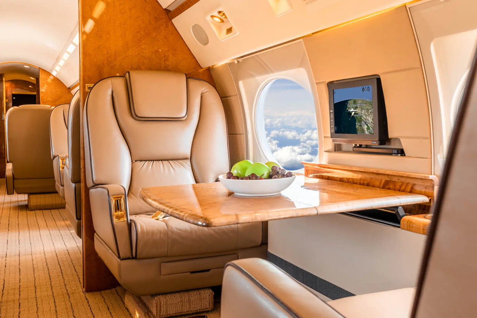 Gulfstream IV-SP N181PR operated by Fly Alliance photo 3
