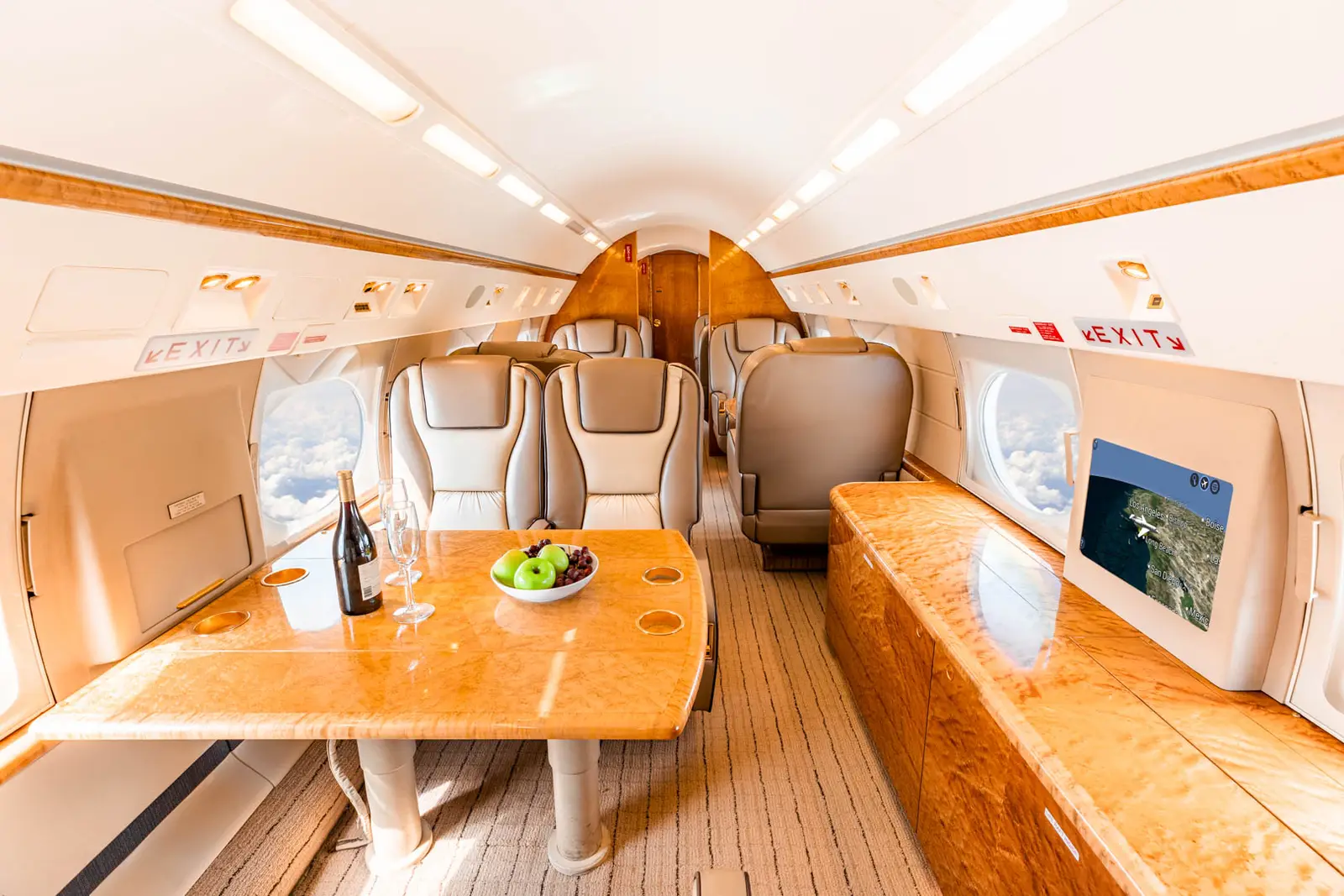 Gulfstream IV-SP N181PR operated by Fly Alliance photo 6