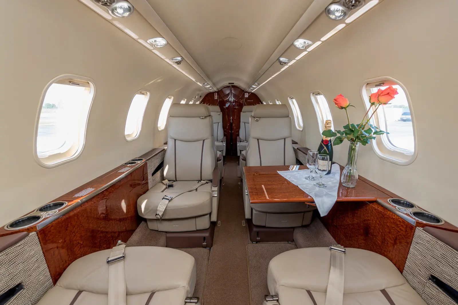 Bombardier Learjet 45 N189PP operated by Martinair, Inc. photo 2
