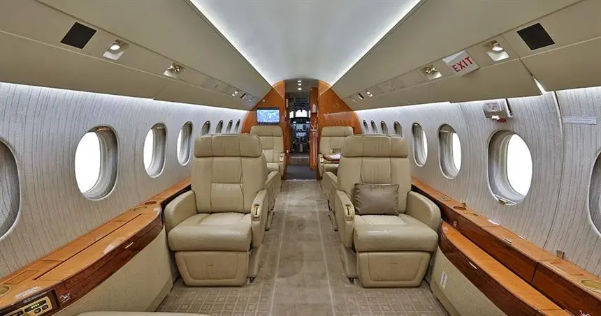 Dassault Falcon 2000EX N18WQ operated by Short Hills Aviation Services, LLC photo 3