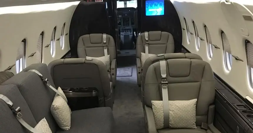 Beechcraft Hawker 4000 N190JE operated by Talon Air, LLC, exterior