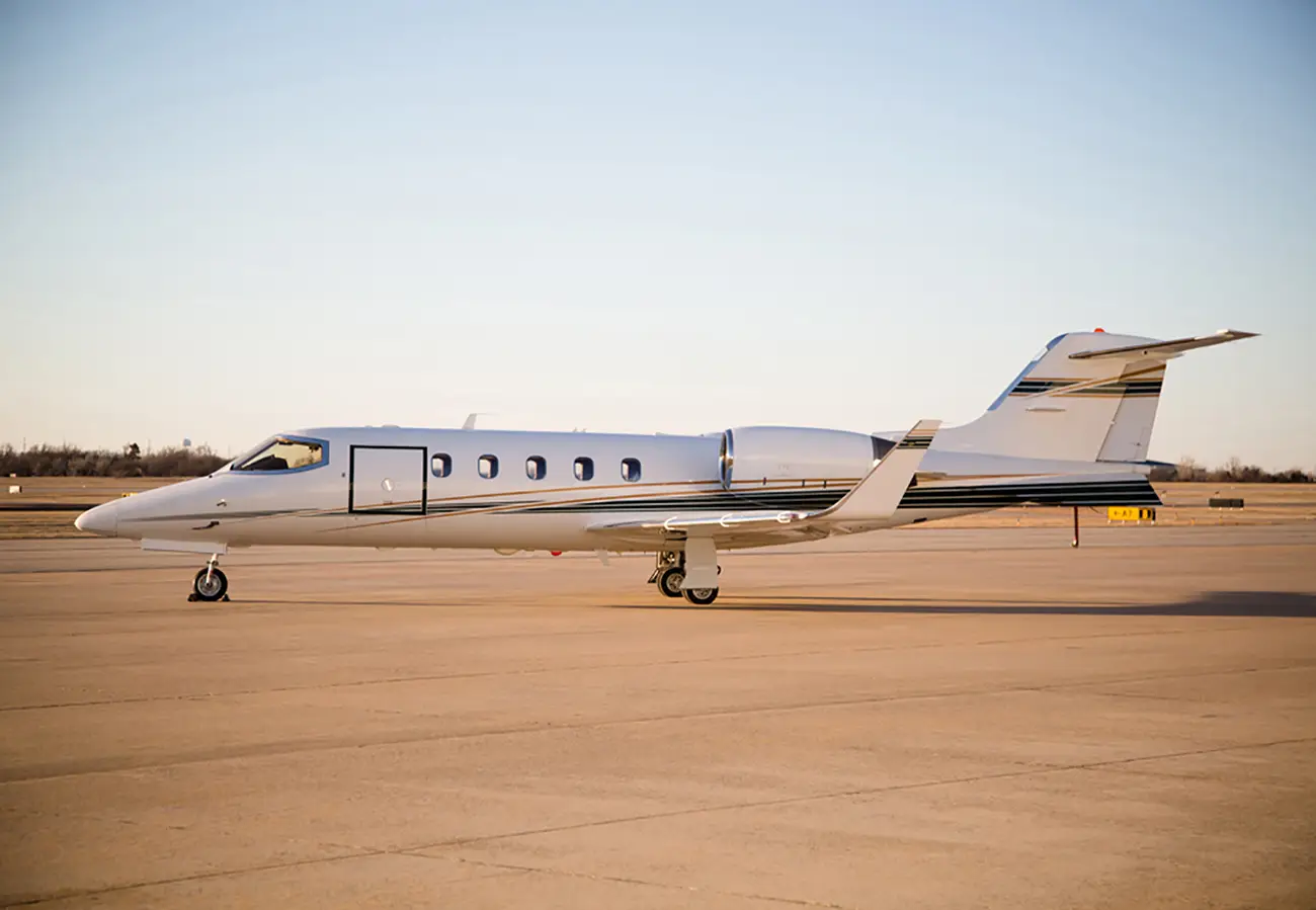 Bombardier Learjet 31A N1932K operated by Speed Aviation, Inc. photo 3