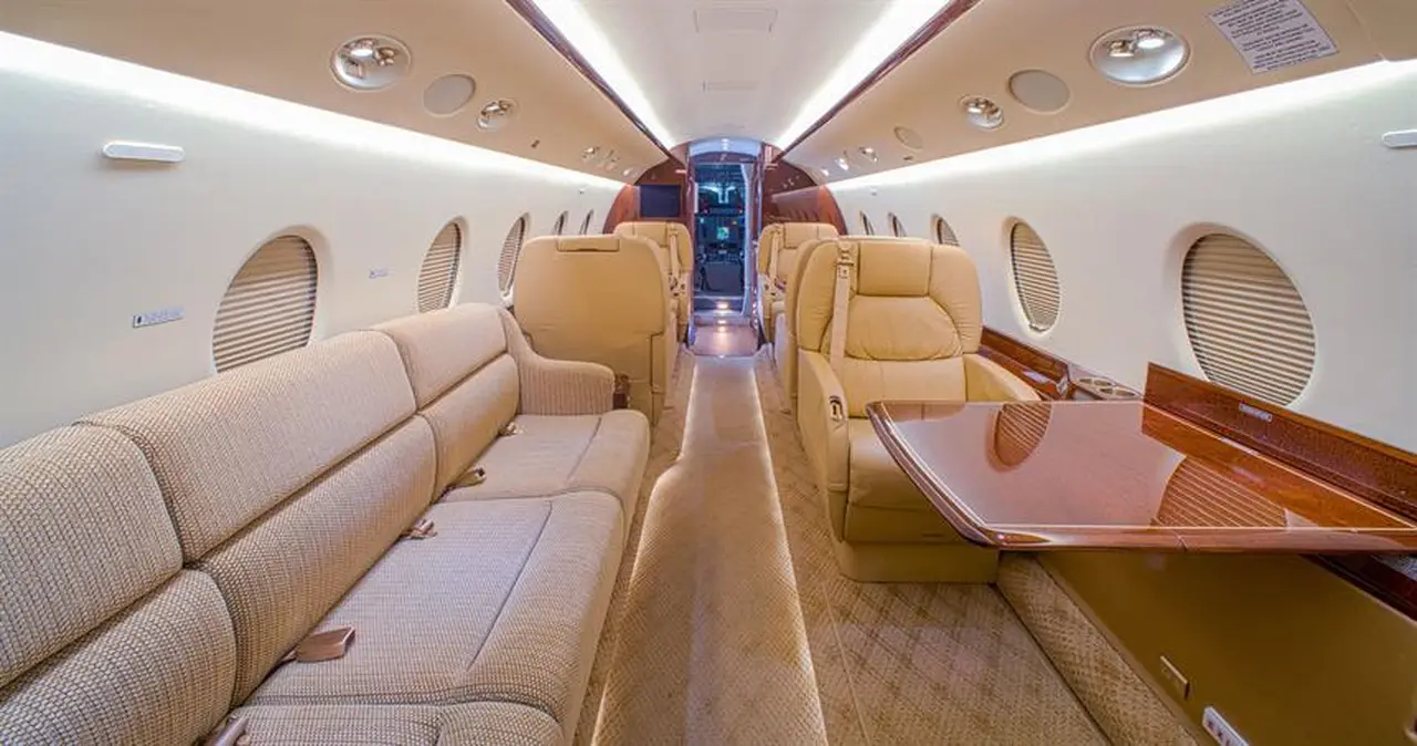 Gulfstream G200 N200QA operated by Jet Linx Aviation, LLC photo 3