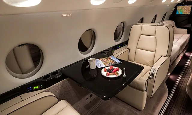 Gulfstream G200 N20BD operated by Pinnacle Air Charter LLC photo 3