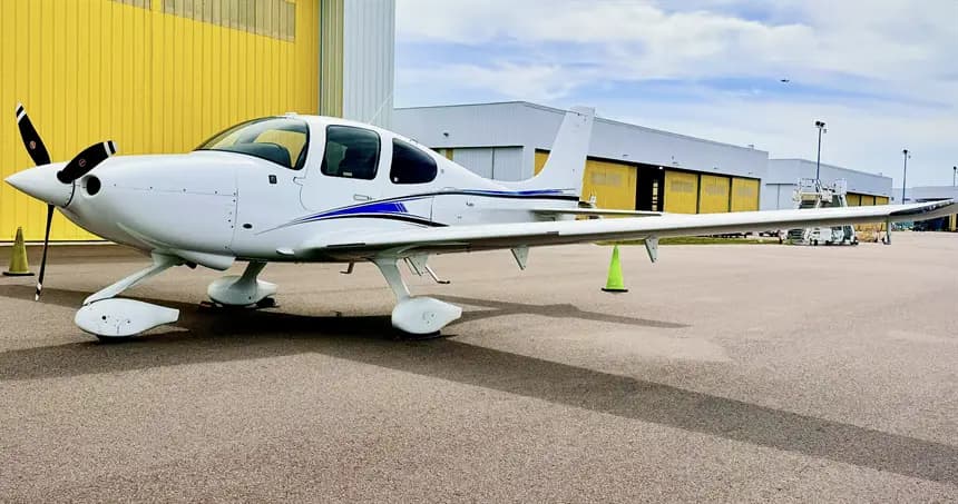 Cirrus SR20 N20UF operated by Skyway Aviation Services, Inc. photo 2