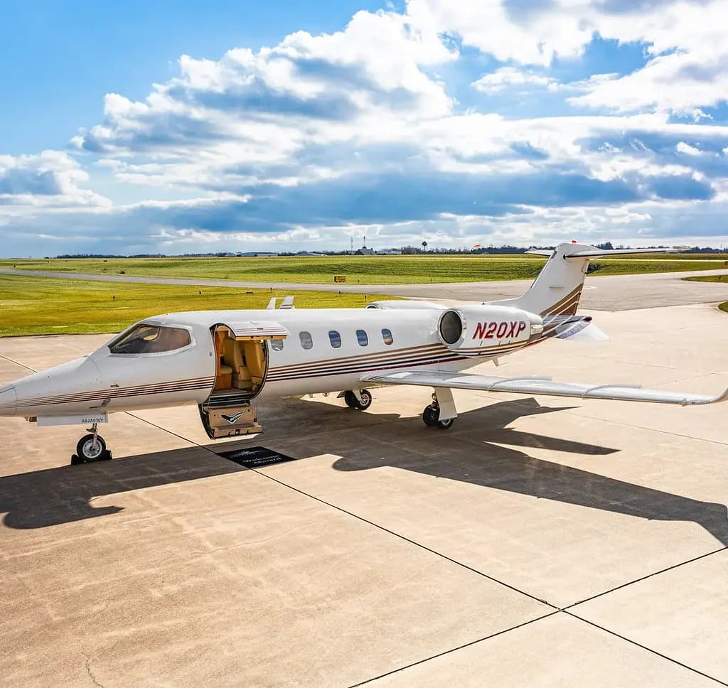 Bombardier Learjet 31A N20XP operated by Venture Jets, exterior