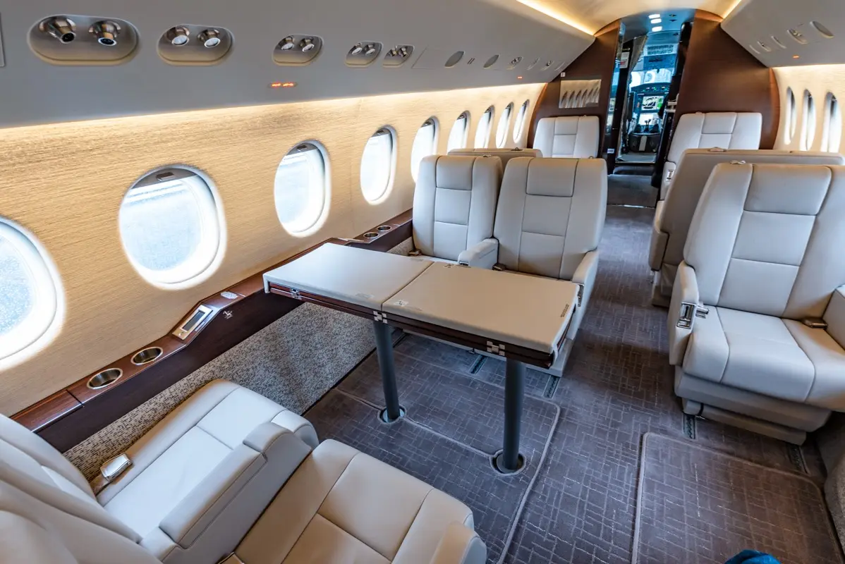 Dassault Falcon 2000EX N215FH operated by Zenflight photo 2