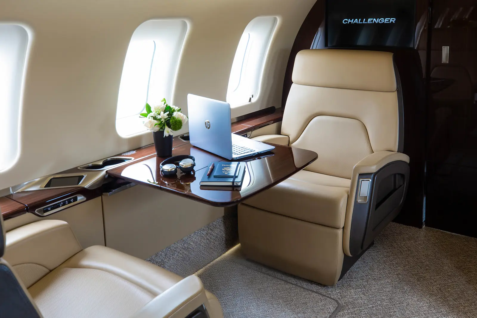 Bombardier Challenger 650 N21EJ operated by Elevate Jet, exterior