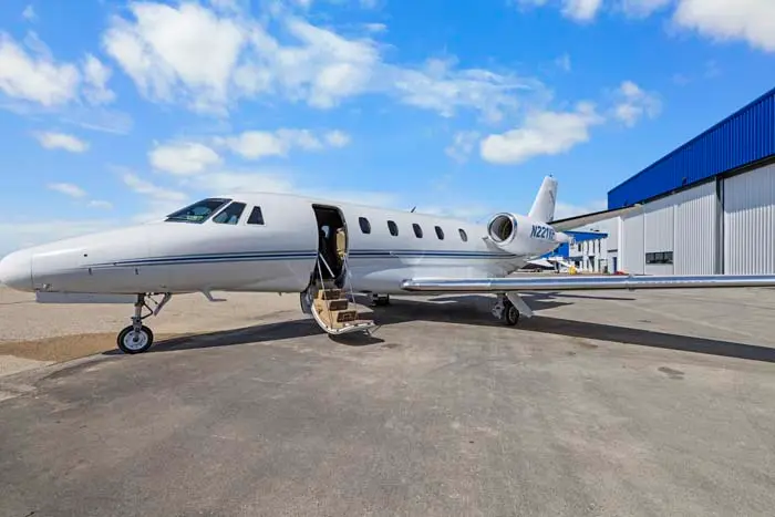 Cessna Citation Excel N221VP operated by STAJets, KSNA, exterior