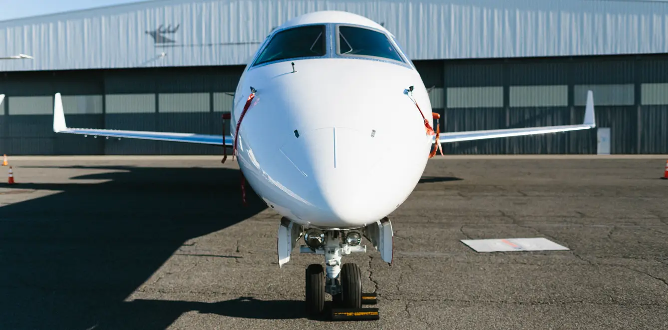 Embraer Legacy 600 N224LD operated by Aircraft Services Group, Inc. photo 4