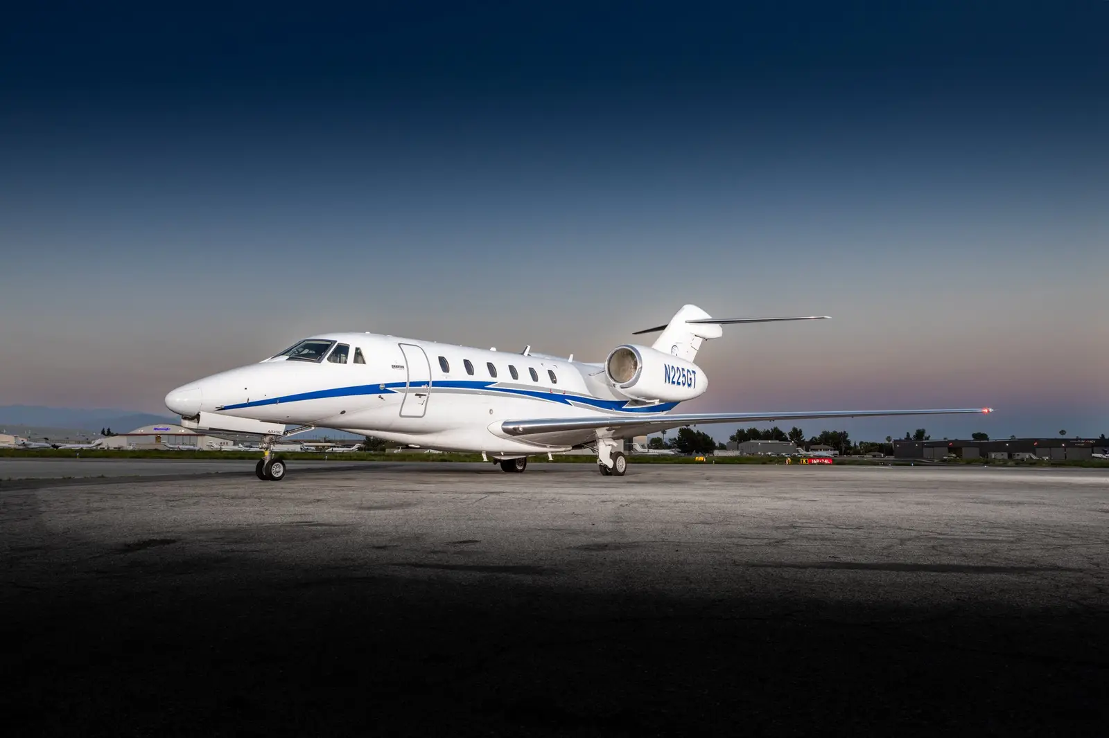 Cessna Citation X N225GT operated by Charter Airlines, LLC photo 4