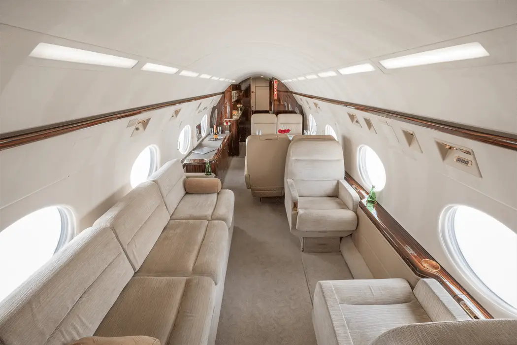 Gulfstream IV-SP N226MP operated by STAJets, KSNA photo 3