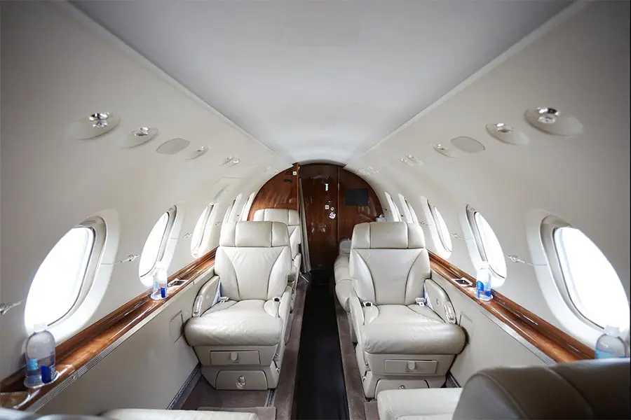 Beechcraft Hawker 900XP N232EA operated by NeaJets photo 2