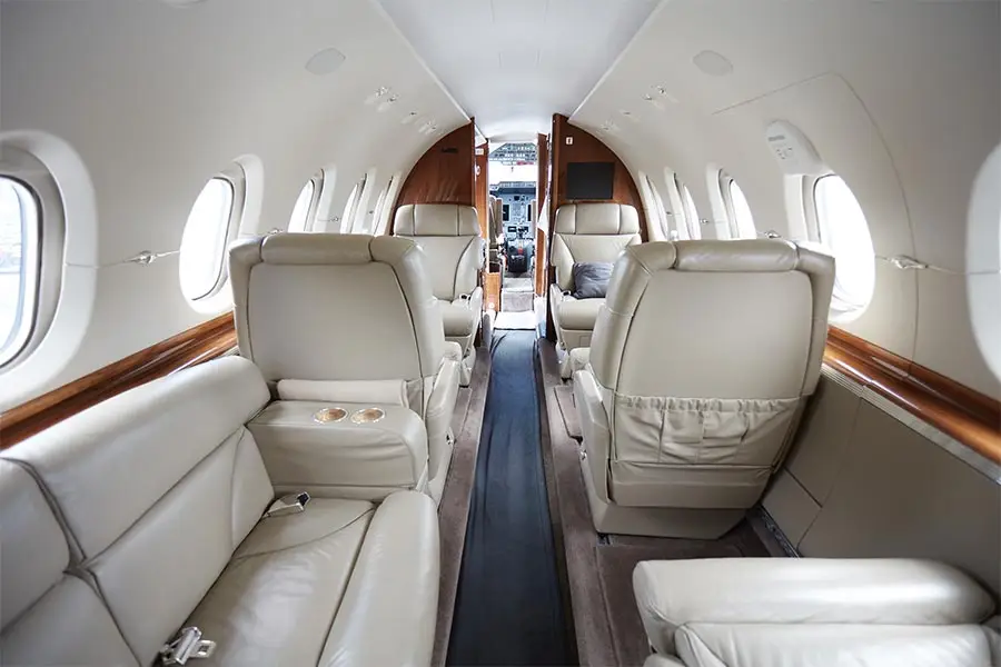 Beechcraft Hawker 900XP N232EA operated by NeaJets photo 3