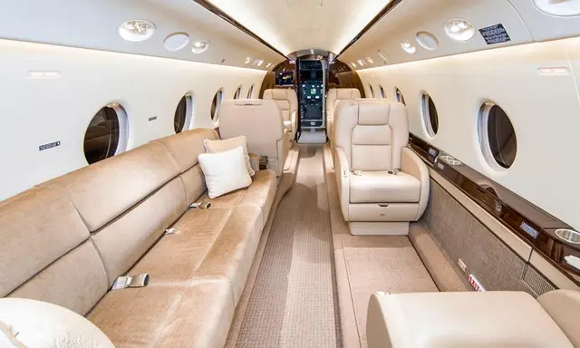 Gulfstream G200 N236PS operated by Solairus Aviation photo 2