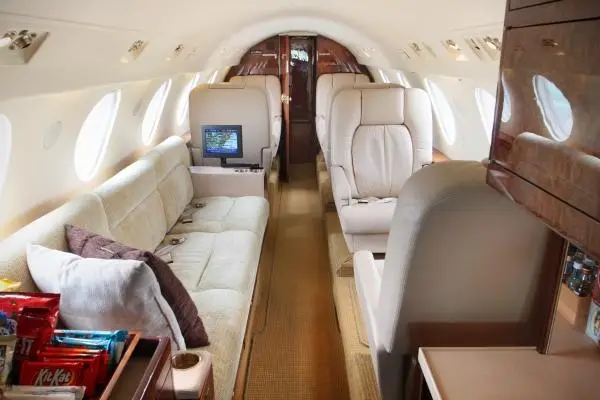 Dassault Falcon 20F N239CD operated by Royal Air Freight, Inc, KPTK photo 2