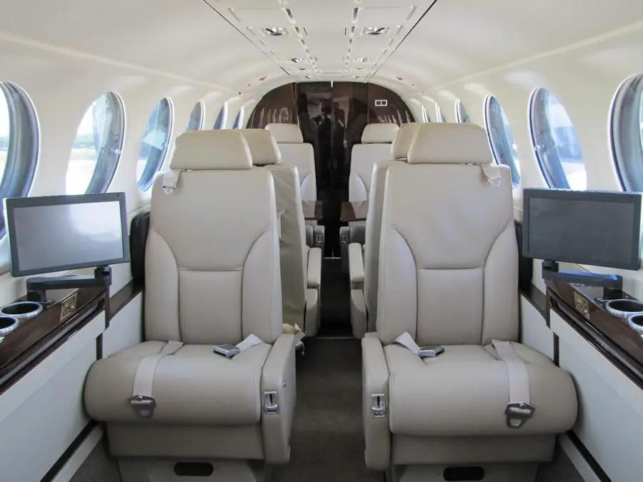 Beechcraft King Air 350iER N242MA operated by Planemasters Jet Charter Ltd. photo 2