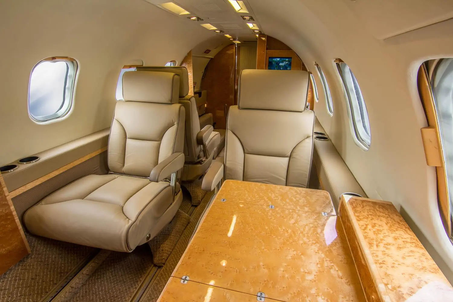 Bombardier Learjet 35 N244RG operated by Bankair, Inc., KCAE photo 6