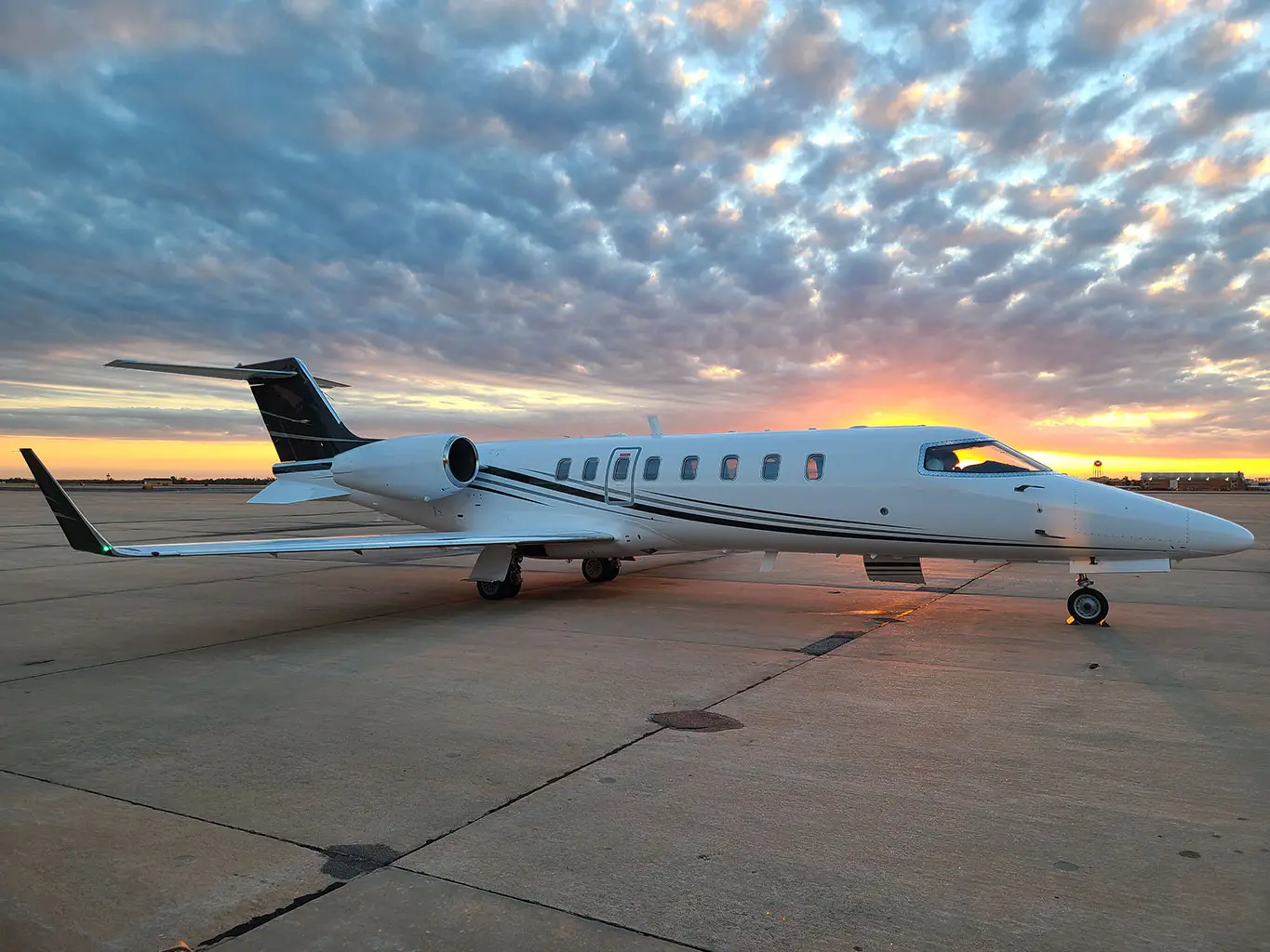 Bombardier Learjet 45 N245TX operated by Haskin Aviation photo 4
