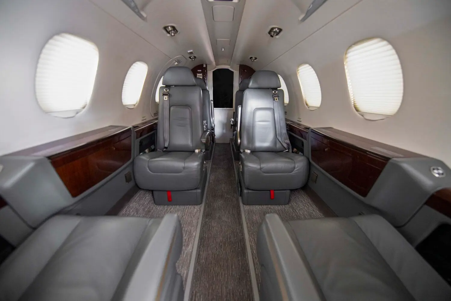 Embraer Phenom 300 N247CM operated by Maxair, LLC photo 2