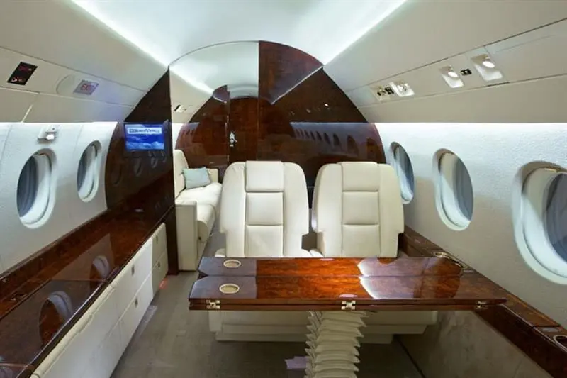 Dassault Falcon 900B N24FJ operated by Dreamline Aviation, LLC photo 4