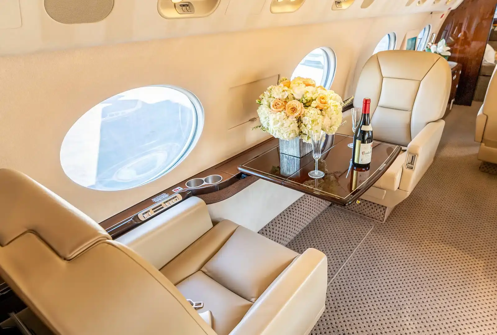 Gulfstream G450 N24JR operated by Air 7, LLC photo 5