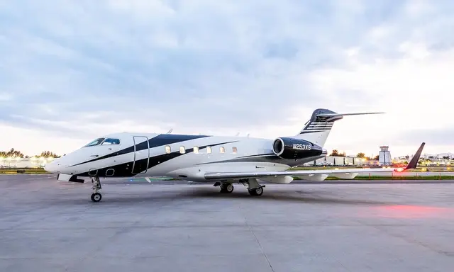 Bombardier Challenger 300 N253XS operated by Clay Lacy Aviation, Inc., exterior