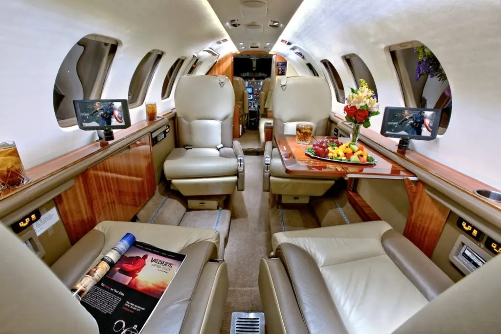 Cessna Citation S/II N256CP operated by Skynet, LLC photo 2