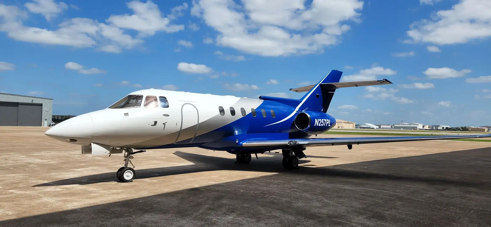Beechcraft Hawker 800 N257PL operated by Tavaero Jet Charter, exterior