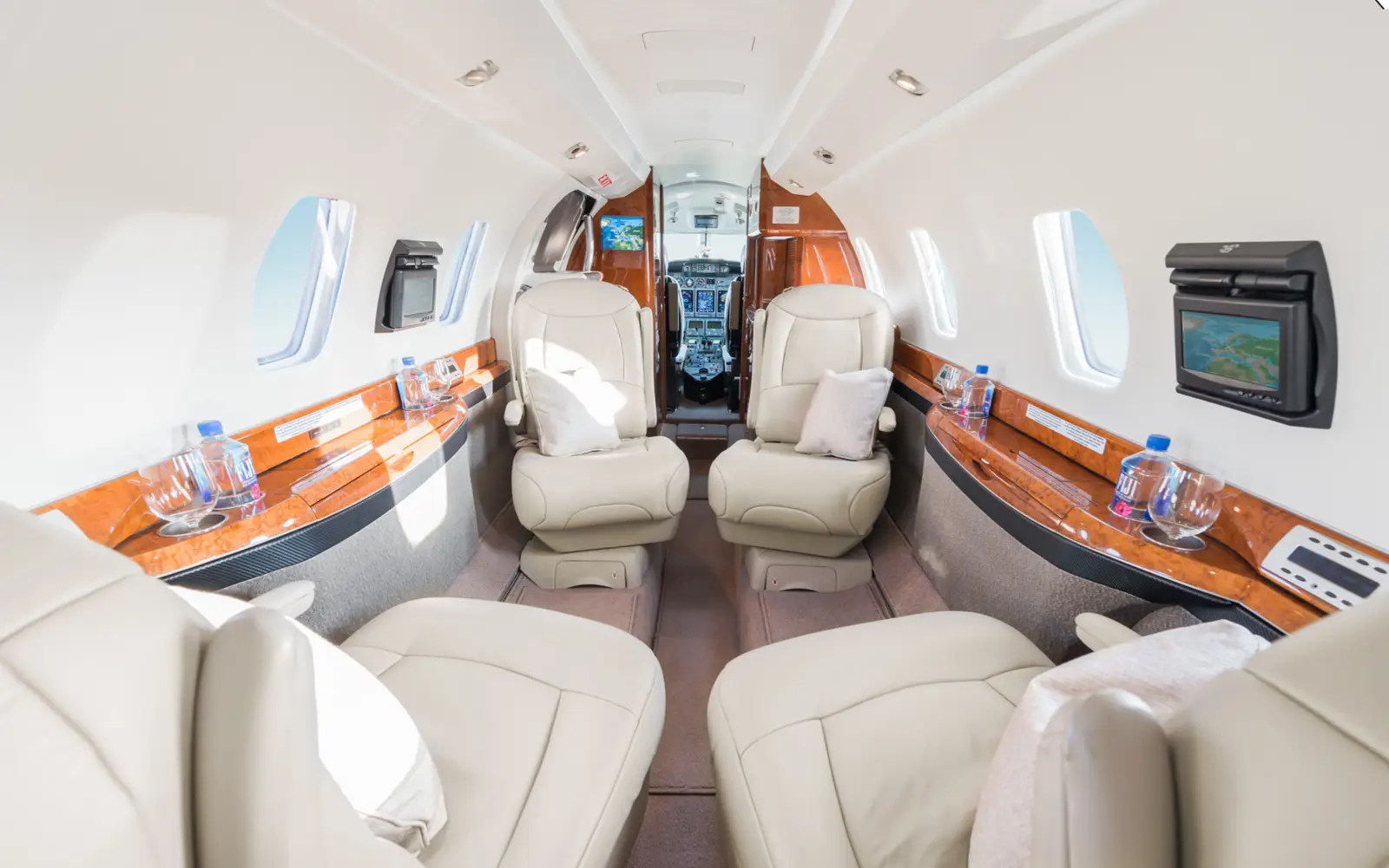 Cessna Citation X N265AV operated by Premier Air Charter, LLC, KCRQ photo 2