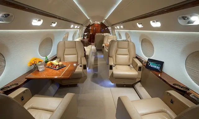 Gulfstream G450 N268BB operated by Solairus Aviation photo 2